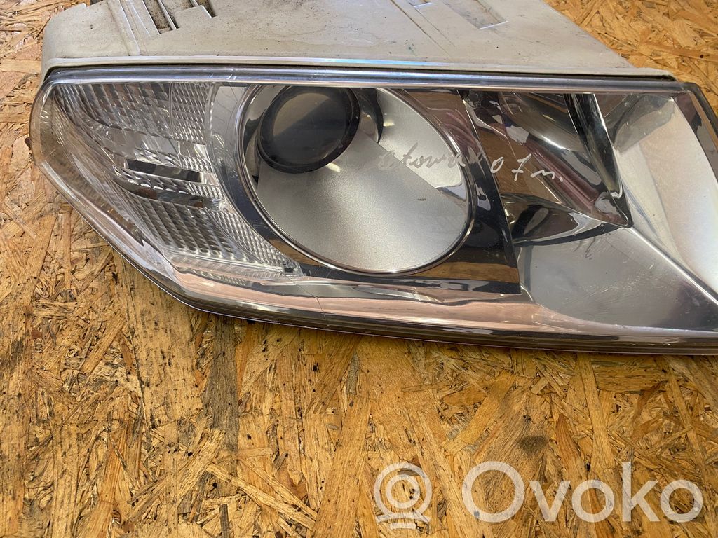 Skoda Octavia Mk2 (1Z) Scheinwerfer 