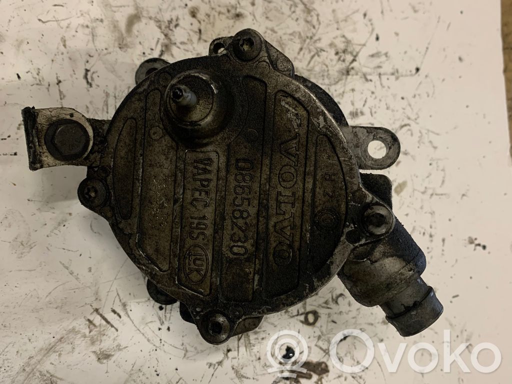Volvo V70 Vacuum pump 