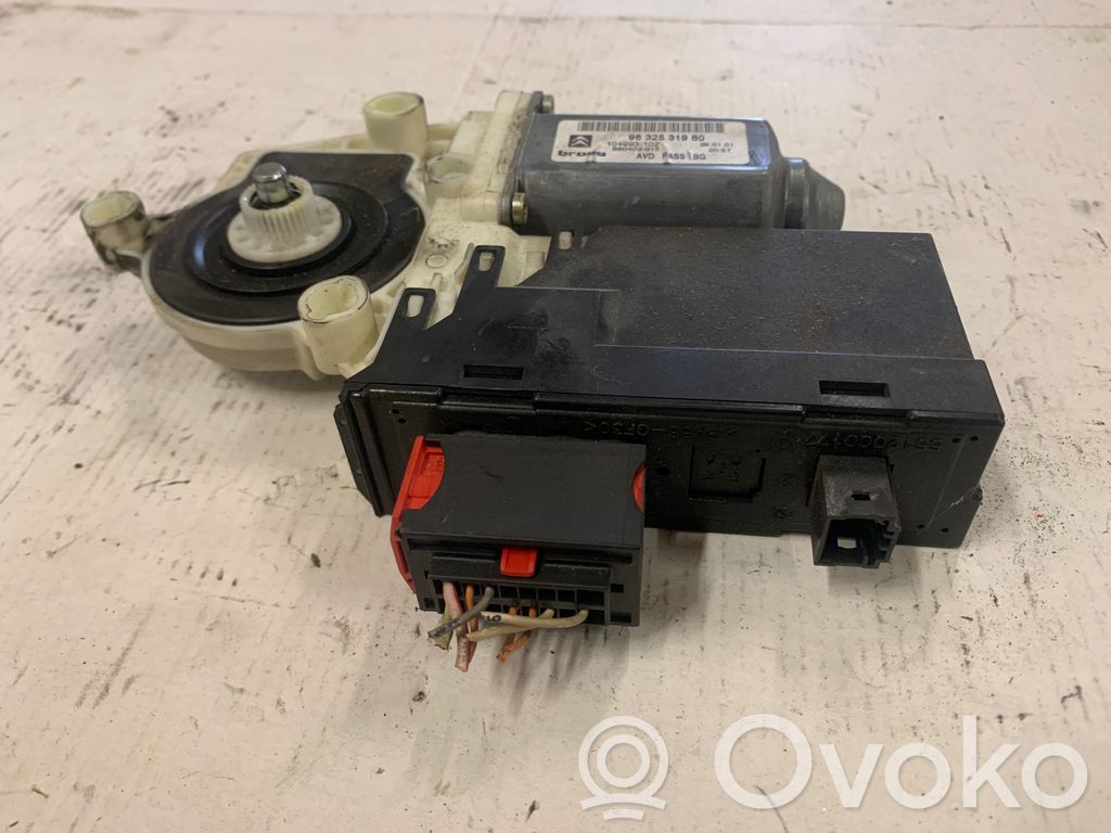 Citroen C5 Silnik regulatora szyby drzwi przednich 