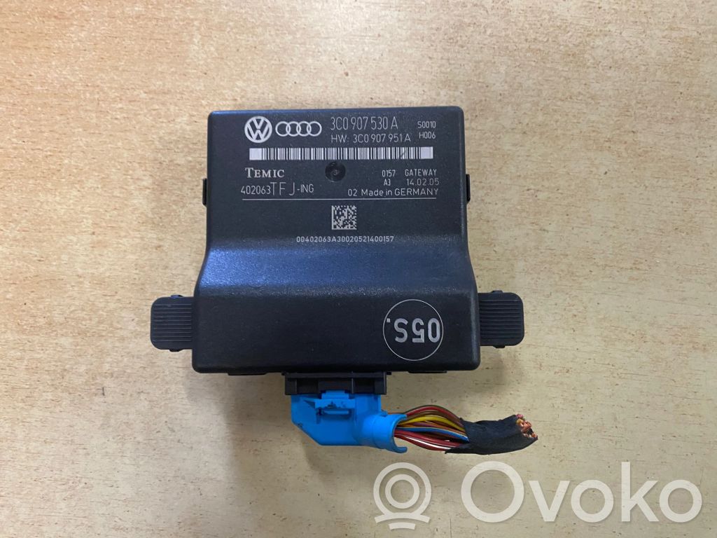 Volkswagen PASSAT B6 Módulo de control Gateway 