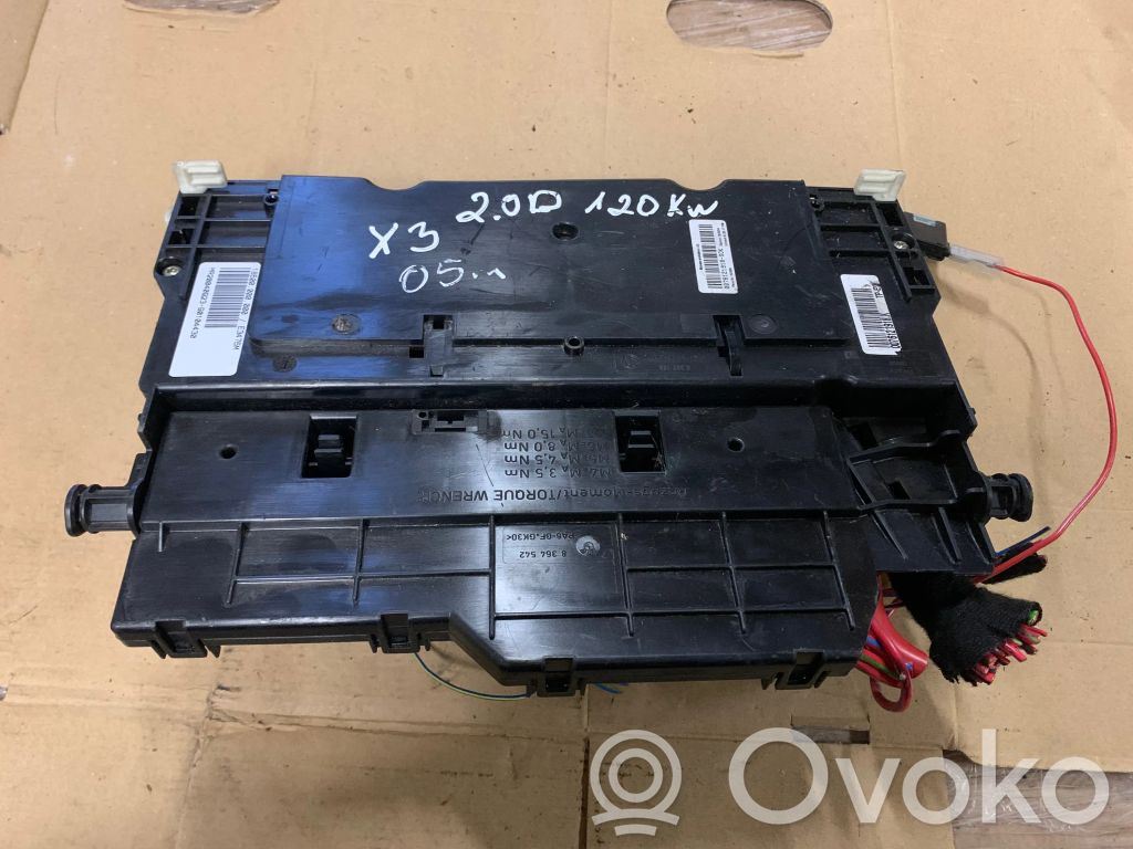 BMW X3 E83 Fuse box set 