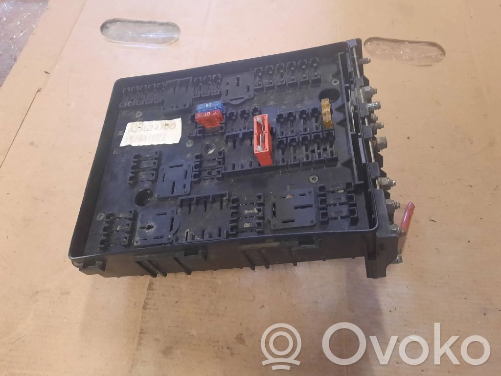 Volkswagen Caddy Sulakemoduuli 