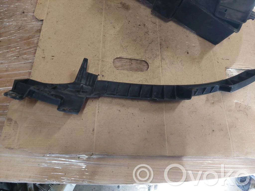 Opel Insignia A Halterung Scheinwerfer 