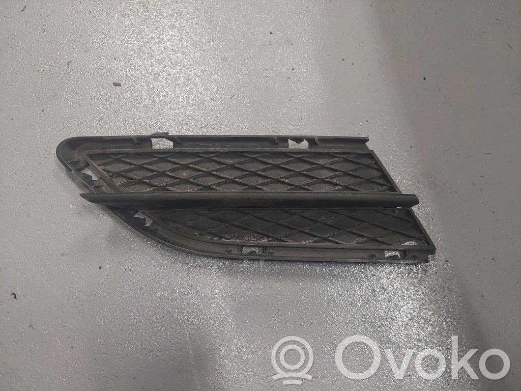 Front bumper lower grill   51117138418,7138418