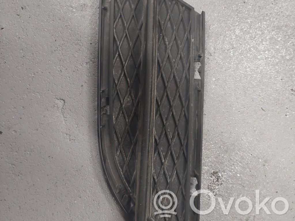 BMW 3 E90 E91 Grille inférieure de pare-chocs avant 