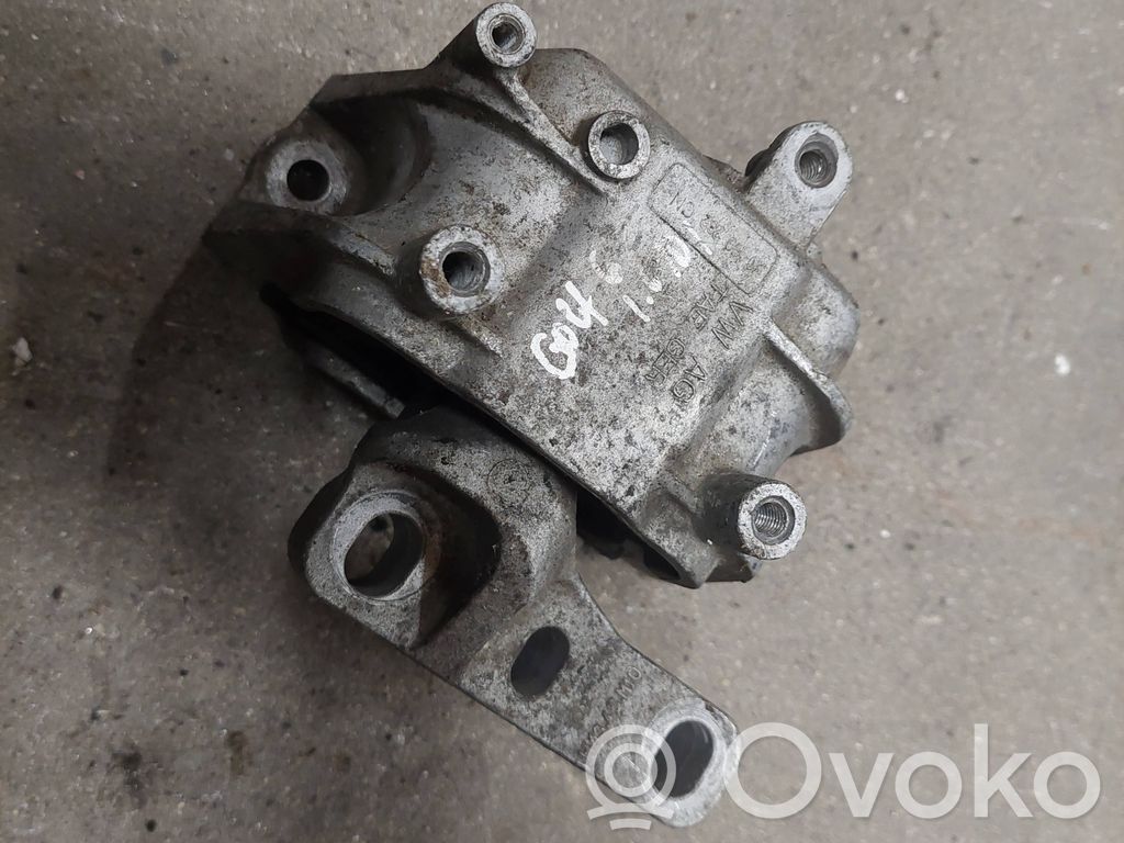 Volkswagen Golf VI Engine mount bracket 