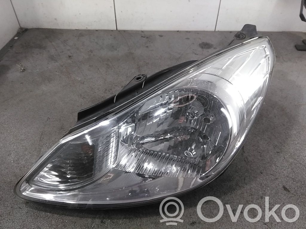 Hyundai i10 Lampa przednia 