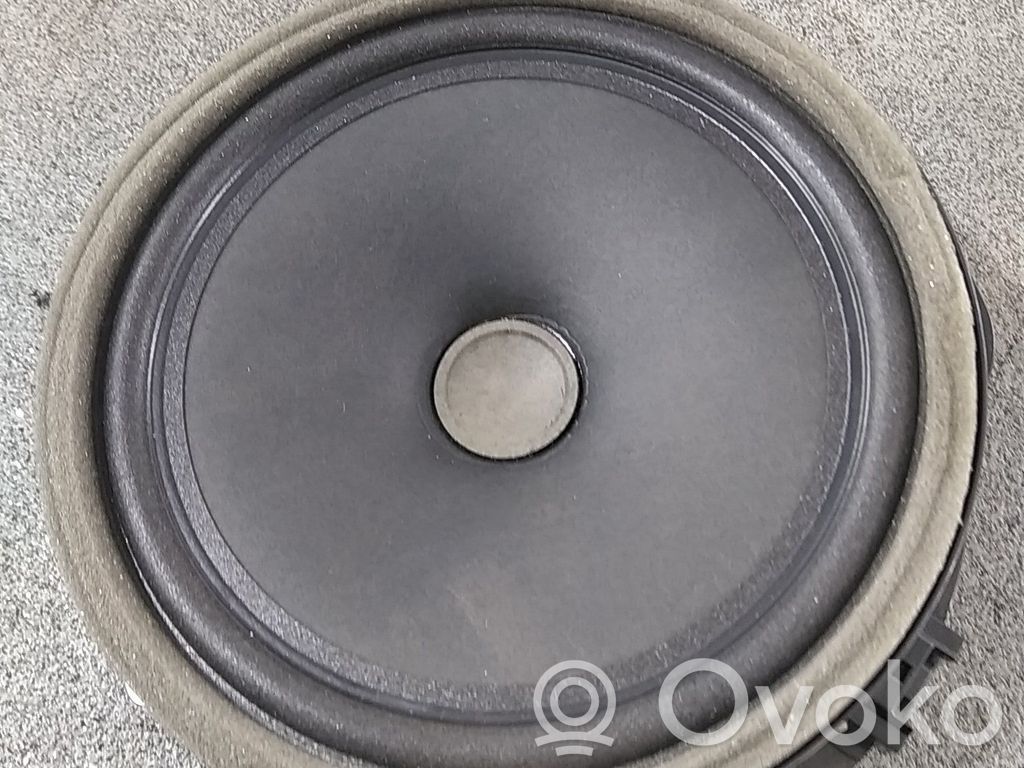 Jaguar XE Etuoven kaiutin 
