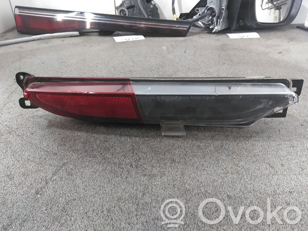 Renault Megane E-Tech Lámpara de niebla trasera 