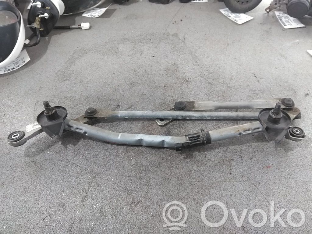 Toyota Avensis T270 Tiranti del tergicristallo anteriore