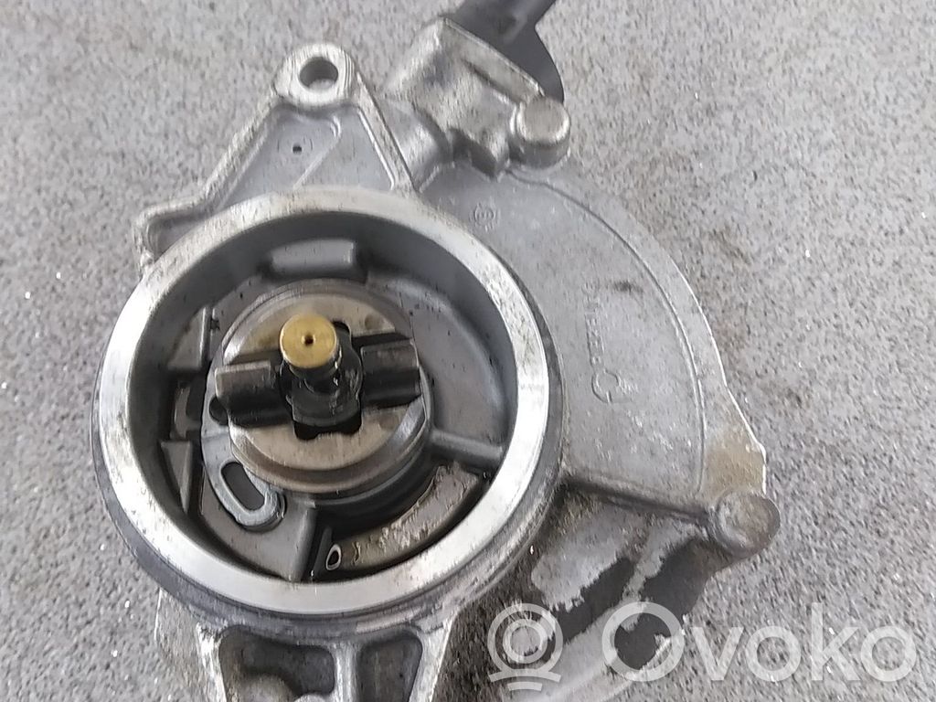 Pompă vacuum   059145100J