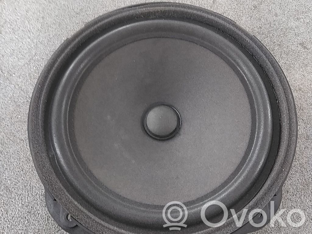 Seat Leon (5F) Front door speaker 