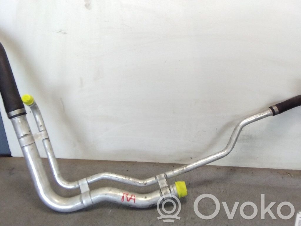 Mercedes-Benz Sprinter W907 W910 Conductă/furtun lichid de răcire motor 