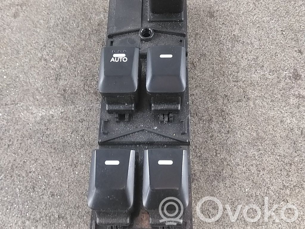 KIA Rio Electric window control switch 