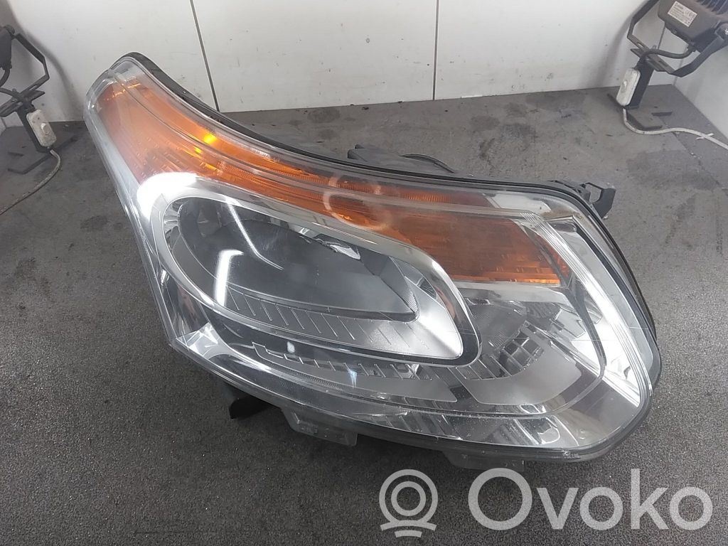 Citroen C3 Picasso Headlight/headlamp 