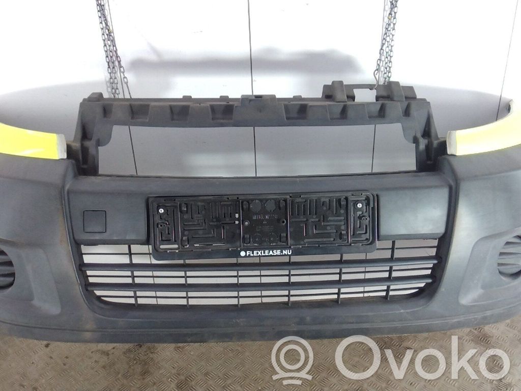 Peugeot Expert Front bumper 
