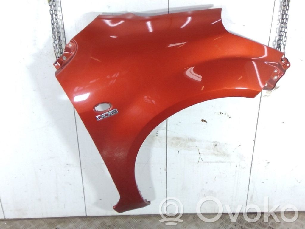 Suzuki Splash Крыло 