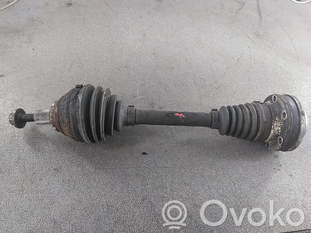 Etuvetoakseli   3C0407271AJ