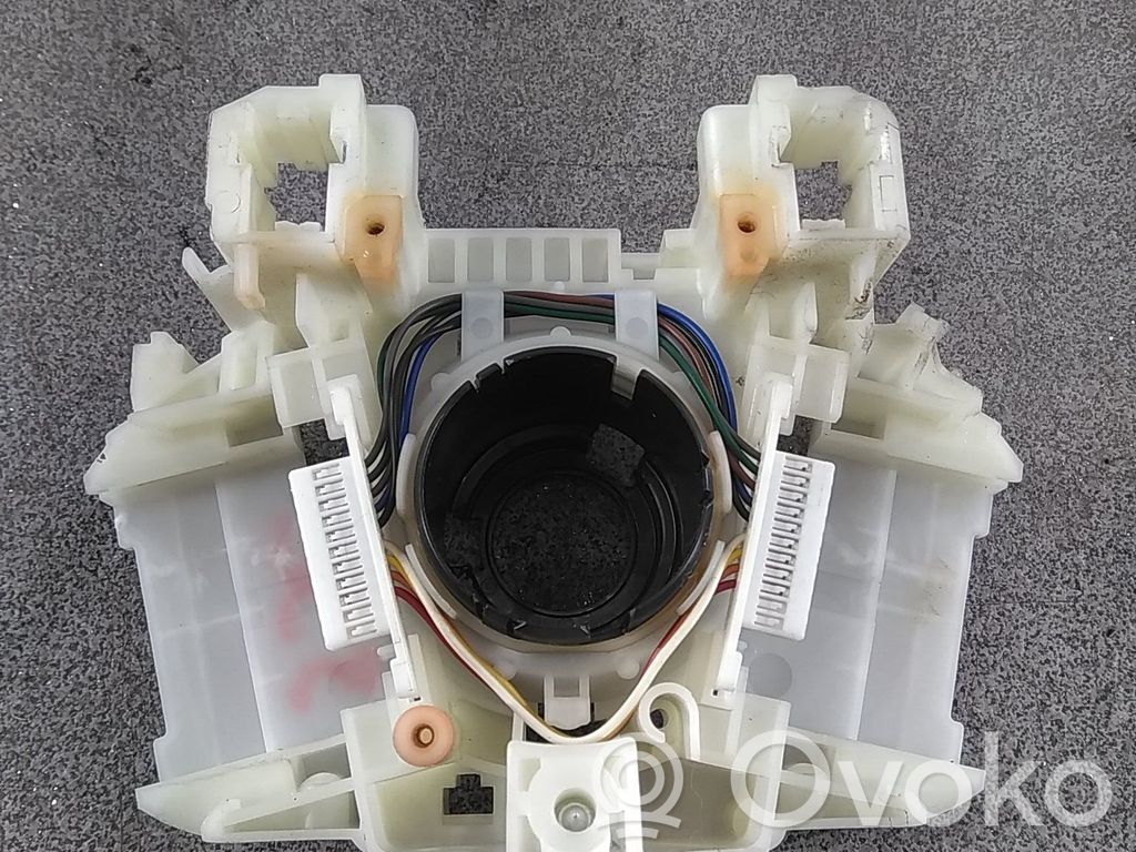 Mitsubishi Colt Commodo, commande essuie-glace/phare 