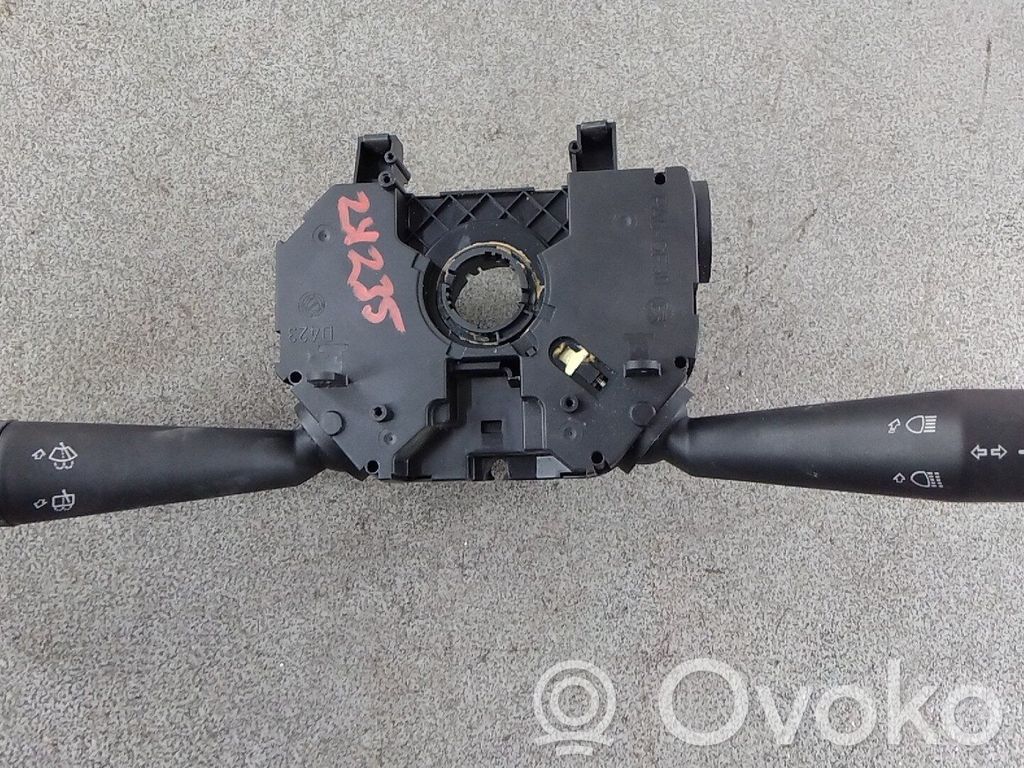 Fiat Panda III Commodo, commande essuie-glace/phare 