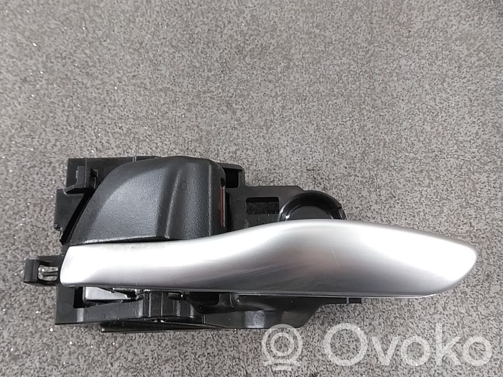 Toyota C-HR I Manecilla interna puerta delantera 
