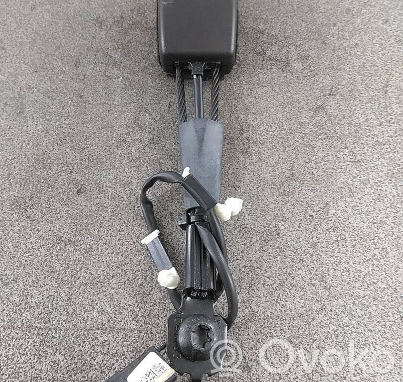 Ford Mondeo MK V Gurtschloss vorne 