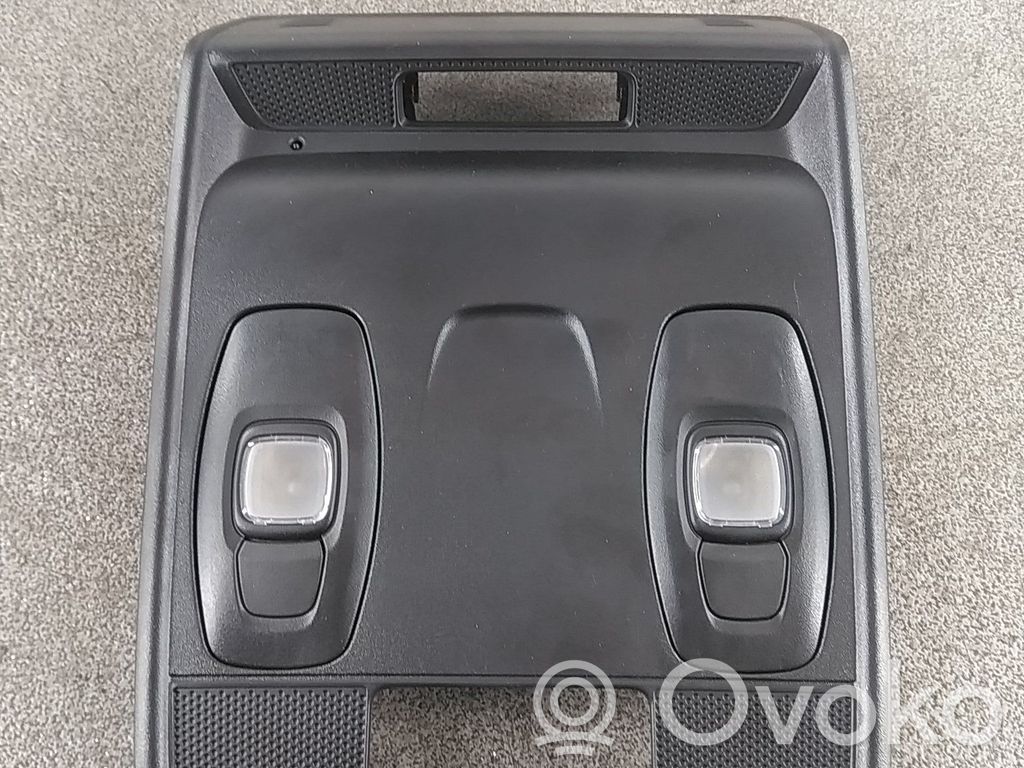 Luz del asiento delantero