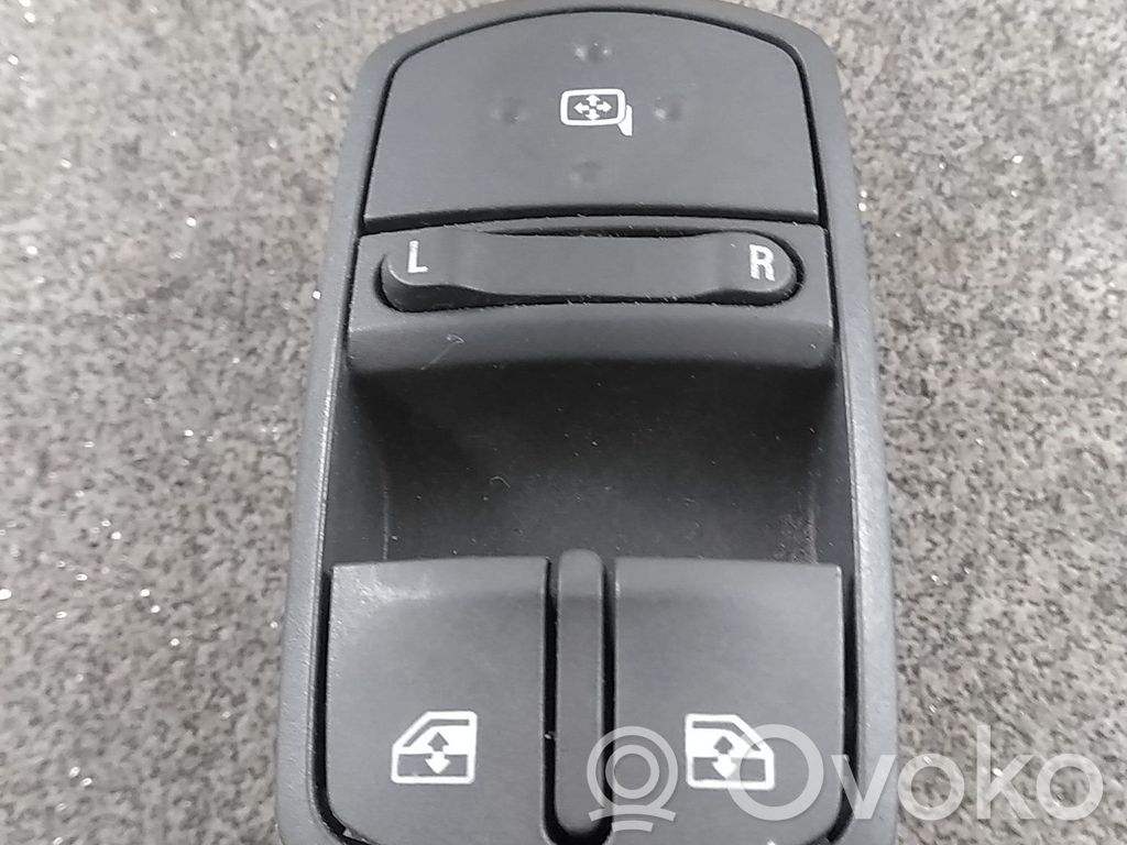 Opel Corsa D Comutator comandă geamuri electrice 