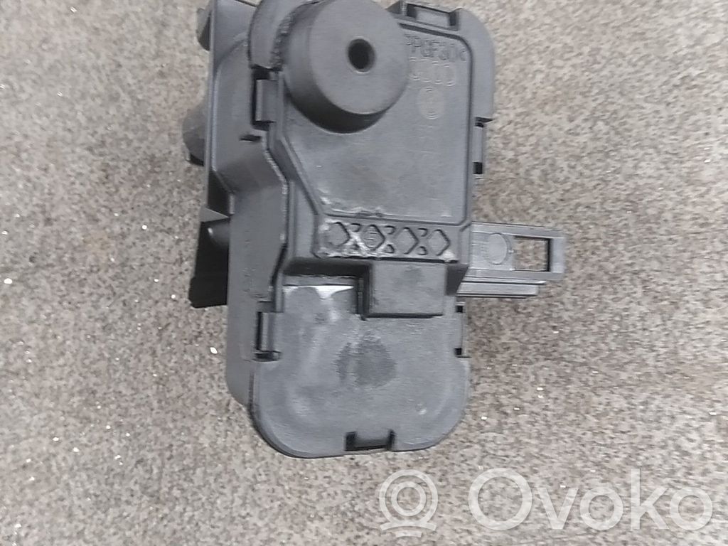 Skoda Octavia Mk3 (5E) Central locking motor 