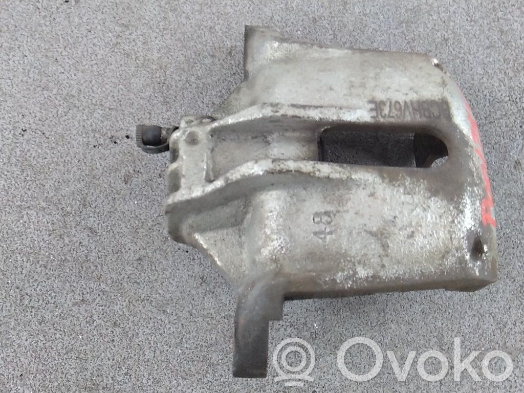 Peugeot 206 Zacisk hamulcowy przedni 