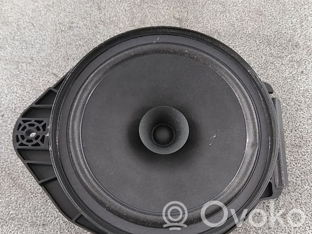 Opel Crossland X Difuzor ușă față 