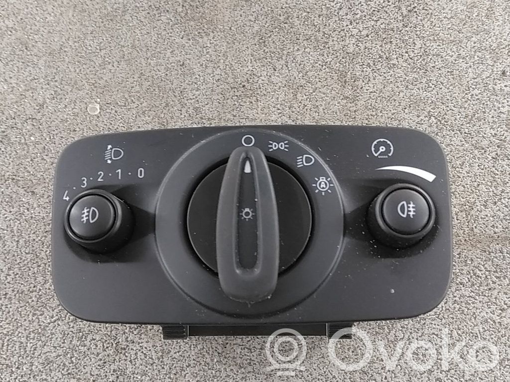 Ford C-MAX II Light switch 