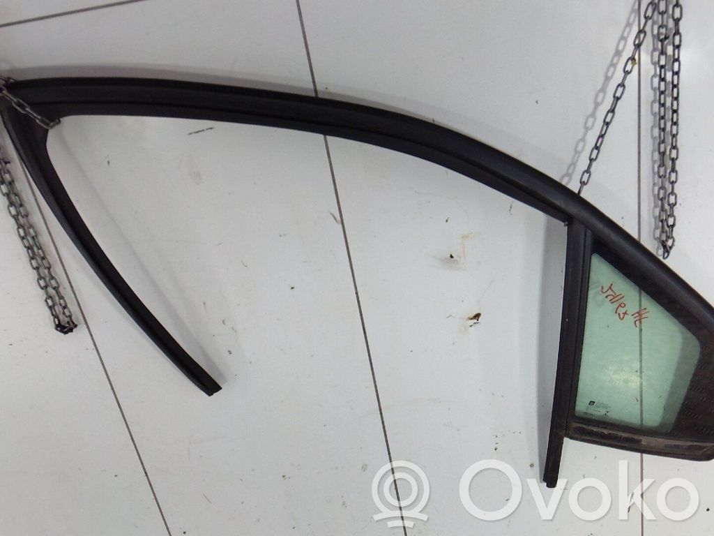 Opel Crossland X Vetro del finestrino della portiera posteriore 