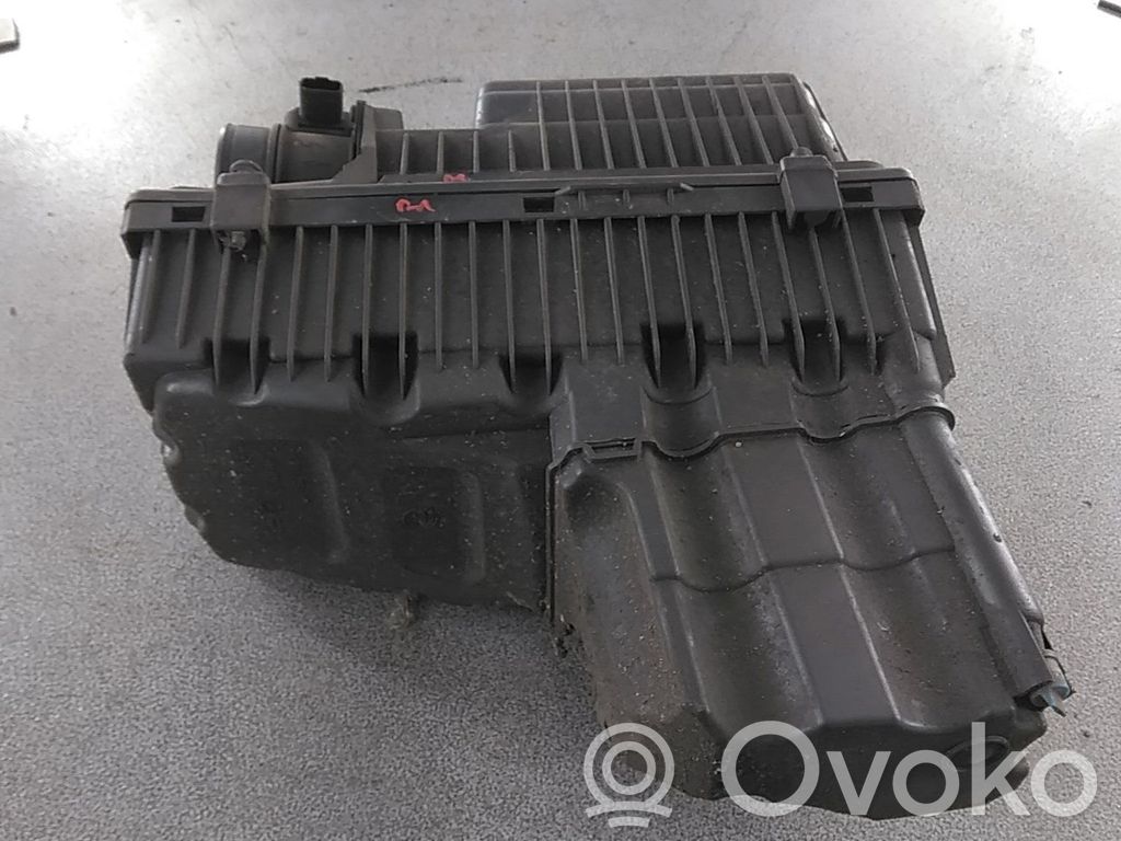 Air filter box   1427L5