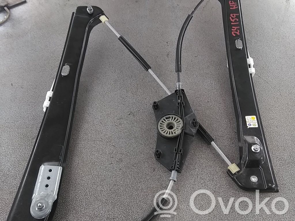 Skoda Scala Macara ușă față cu motor 