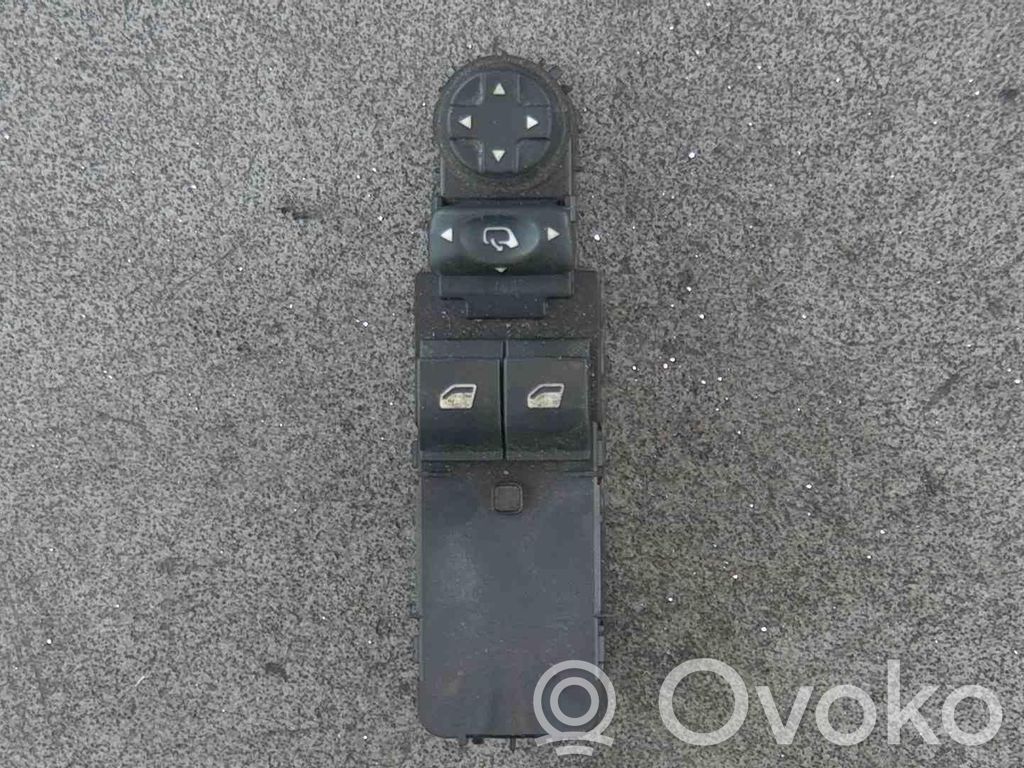 Citroen DS4 Electric window control switch 