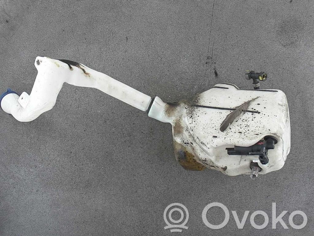 Peugeot 1007 Windshield washer fluid reservoir/tank 