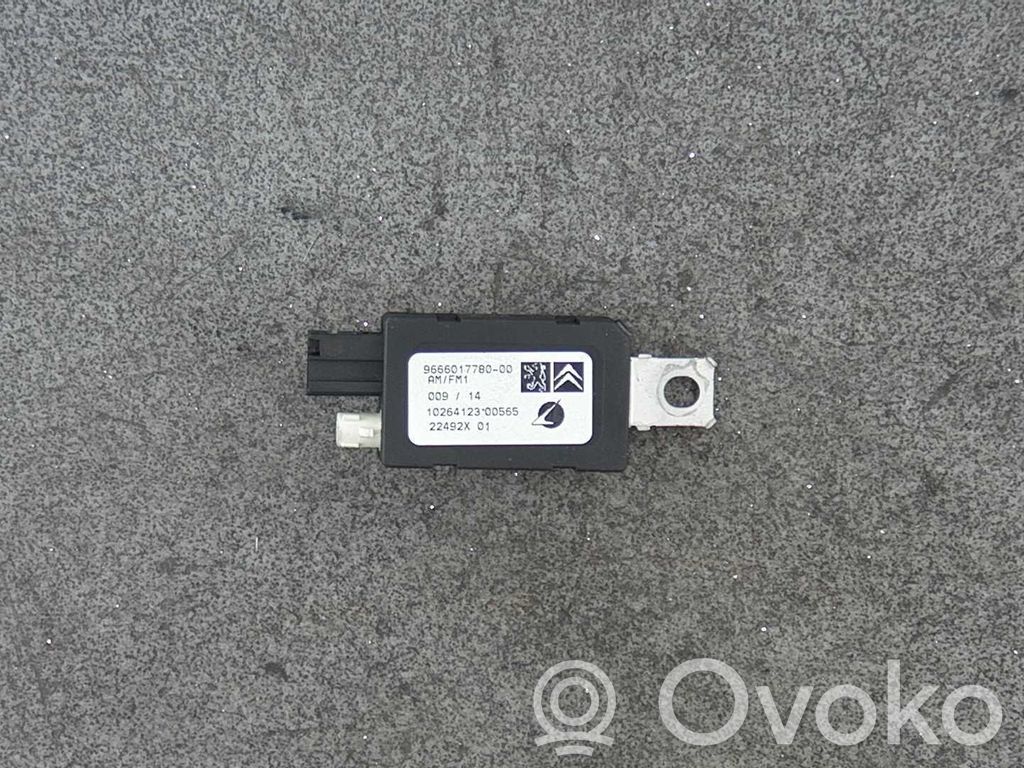 Citroen DS4 Antenos stiprintuvas 