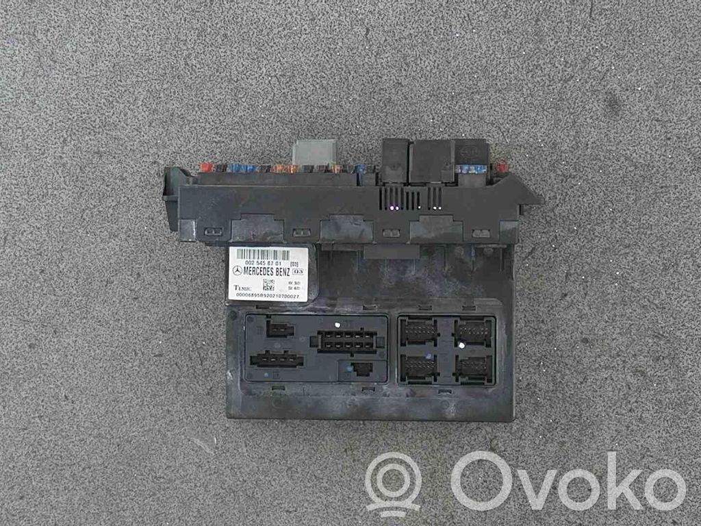 Mercedes-Benz E W211 Módulo de fusible 