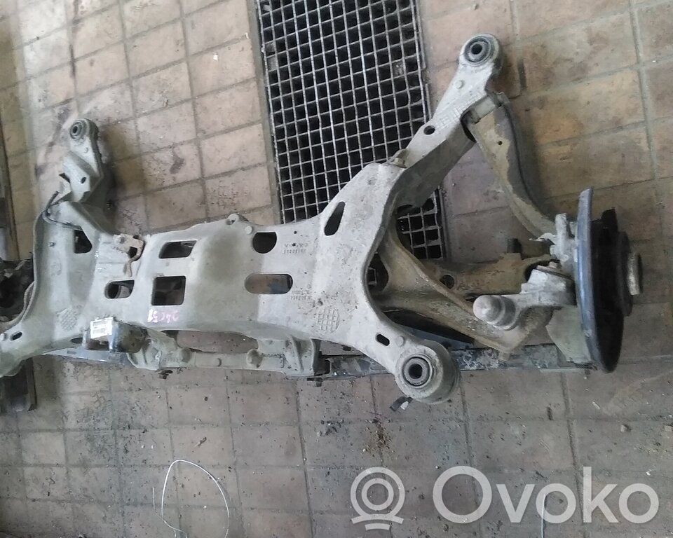 Volvo V70 Galinis tiltas 