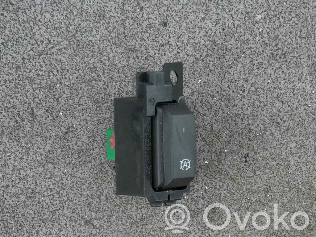 Dacia Sandero Light switch 