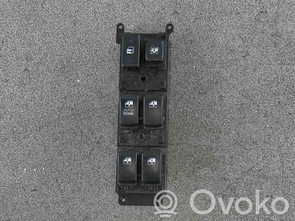 KIA Rio Electric window control switch 
