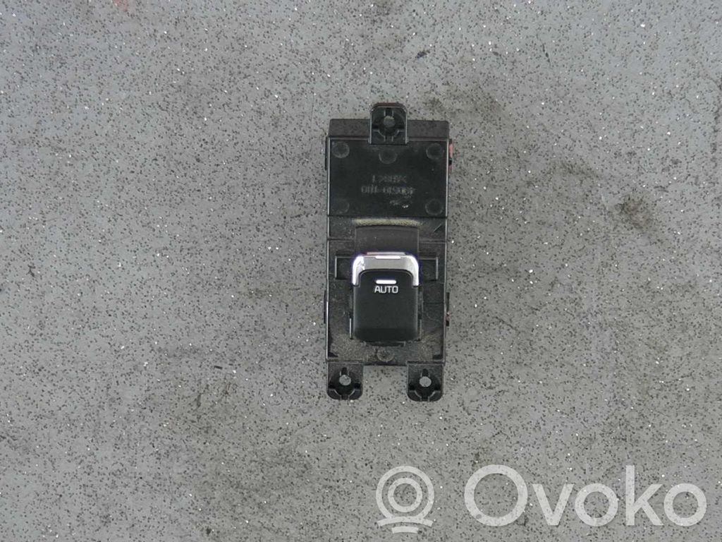 KIA Ceed Electric window control switch 