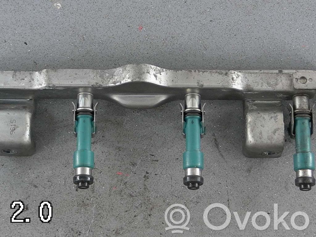 Mazda 2 Polttoainesuutin 