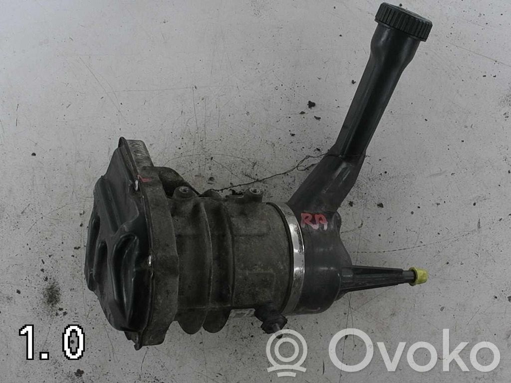Citroen C4 I Picasso Ohjaustehostimen pumppu 