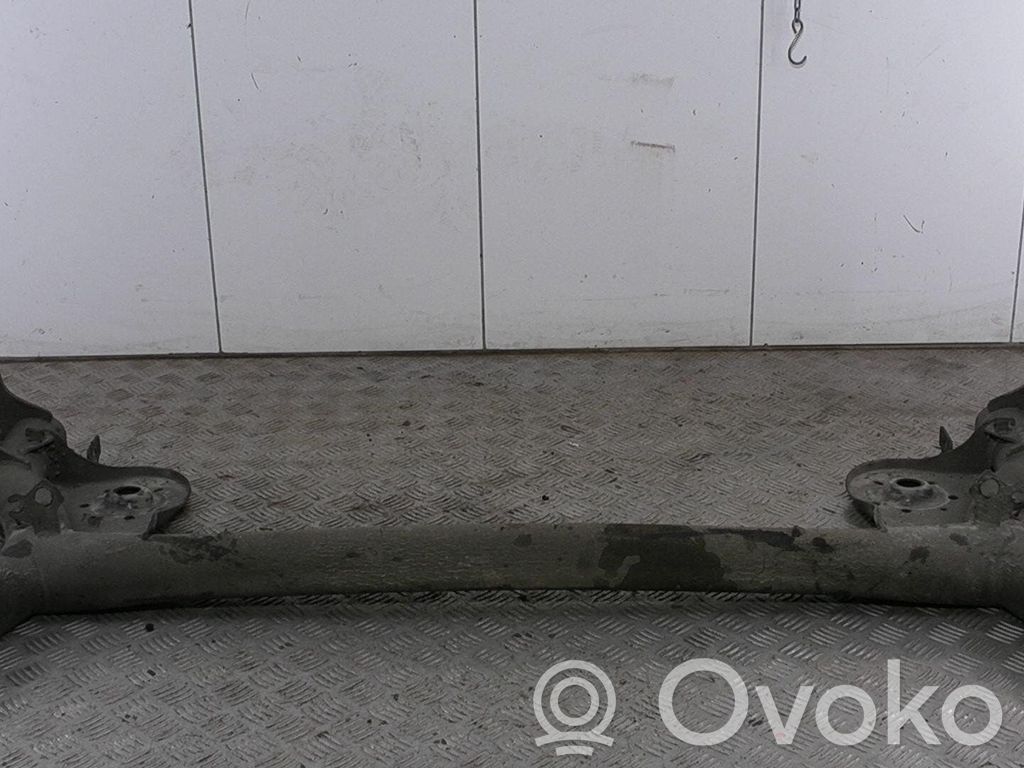 Toyota Aygo AB40 Eje trasero 