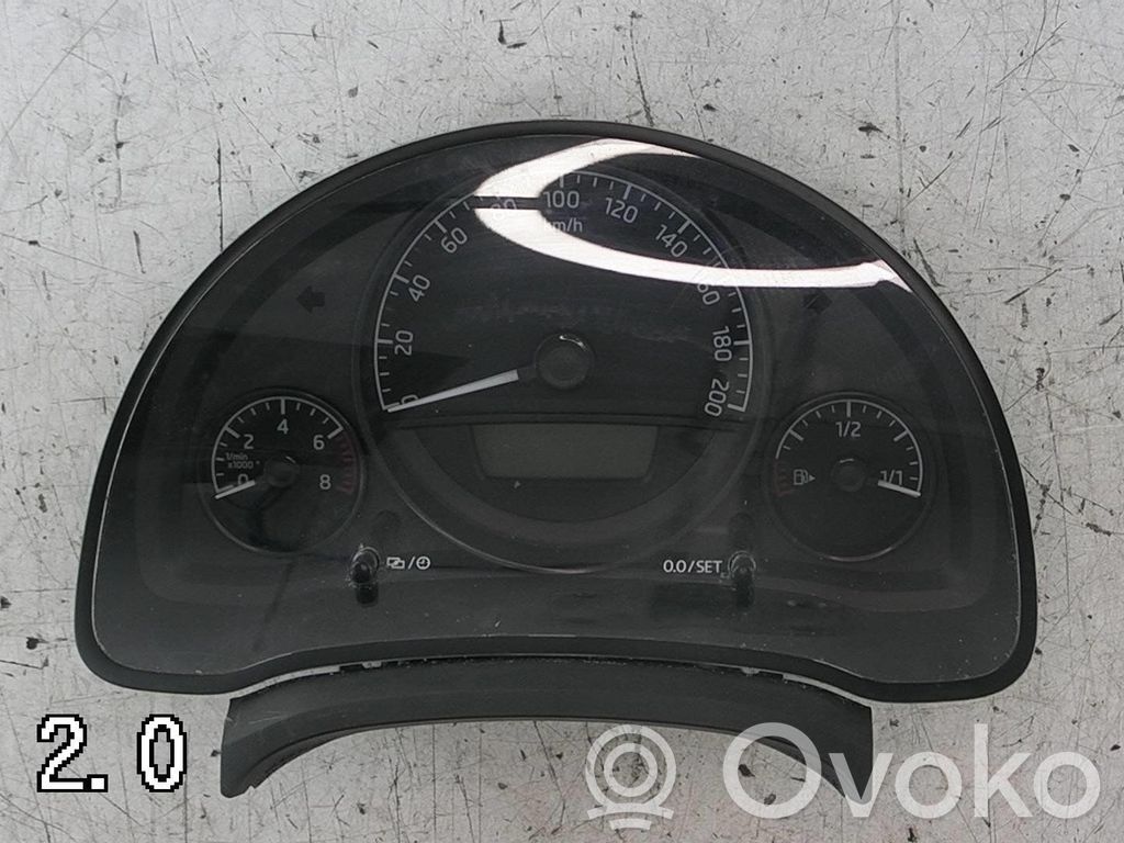Skoda Citigo Speedometer (instrument cluster) 