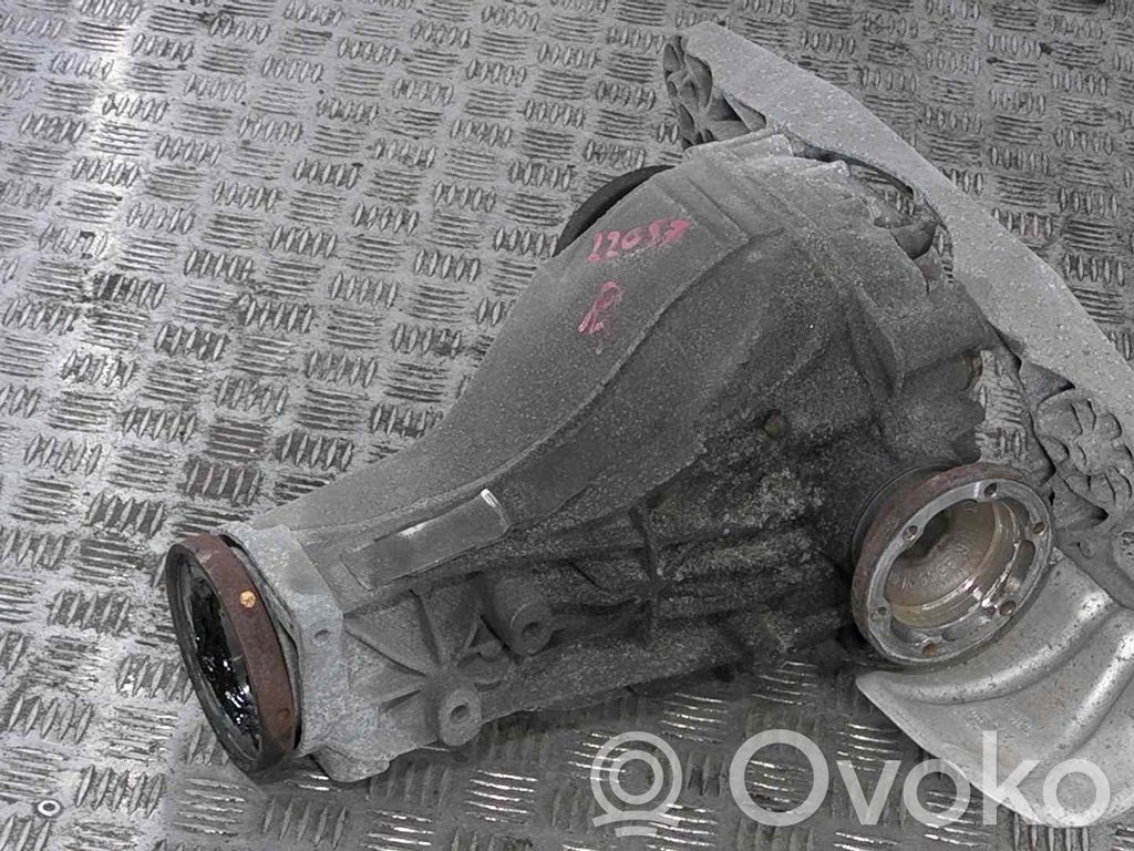 Audi A4 S4 B8 8K Galinis reduktorius 