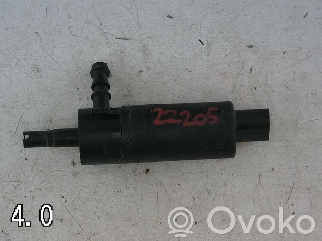 Mercedes-Benz A W176 Windscreen/windshield washer pump 