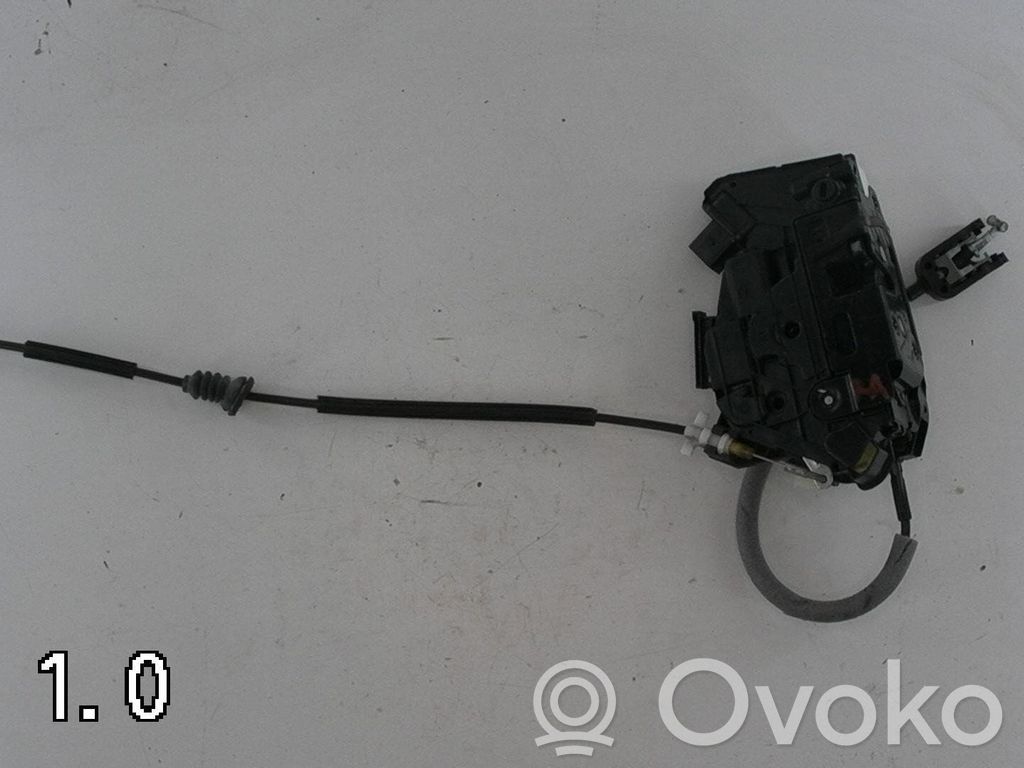 Skoda Superb B6 (3T) Motor de bloqueo de puertas 